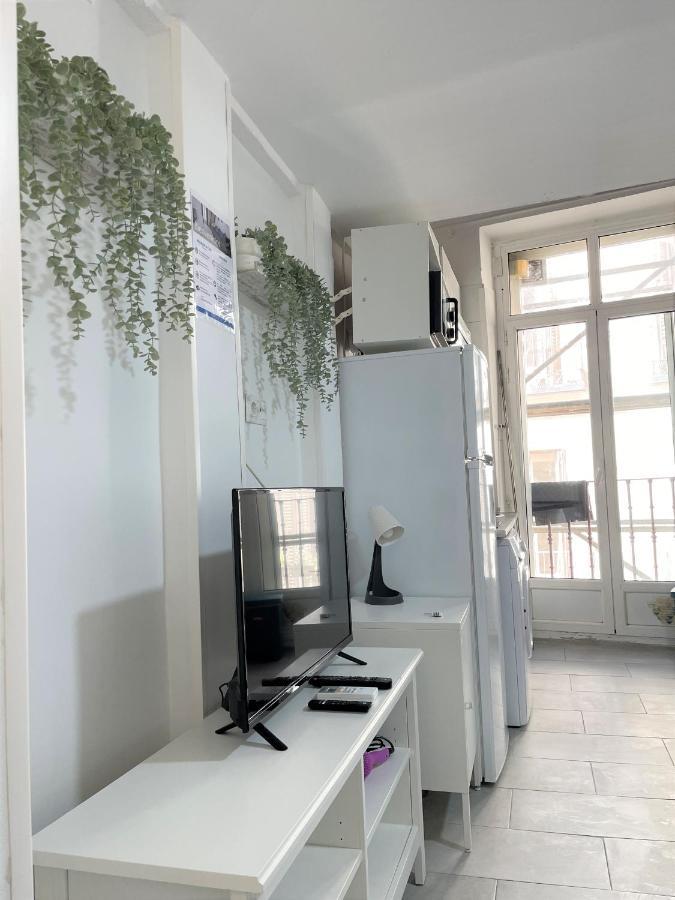 Acogedor Apartamento Con Balcon En El Barrio De Chueca, Gran Via Con Aire Acondicionado Y Calefaccion Madrid Ngoại thất bức ảnh